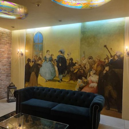 Hotel Wenecki Czestochowa Bagian luar foto
